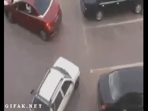 Ha valaki el akarja venni a helyedet, de te nem hagyod