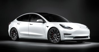 60 ezer autót hív vissza a Tesla az FSD rendszer hibája miatt
