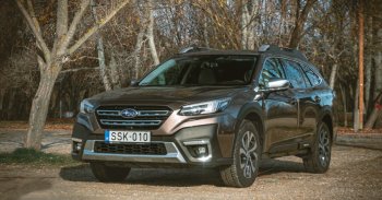 Kényelmes túrabakancs, természetjáróknak: Subaru Outback 2.5i 2021 - Teszt